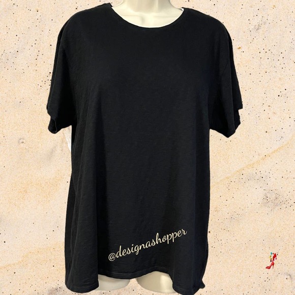 EXPRESS Black t-shirt w/bold, graphic Gold letters across the back LG - Picture 5 of 6